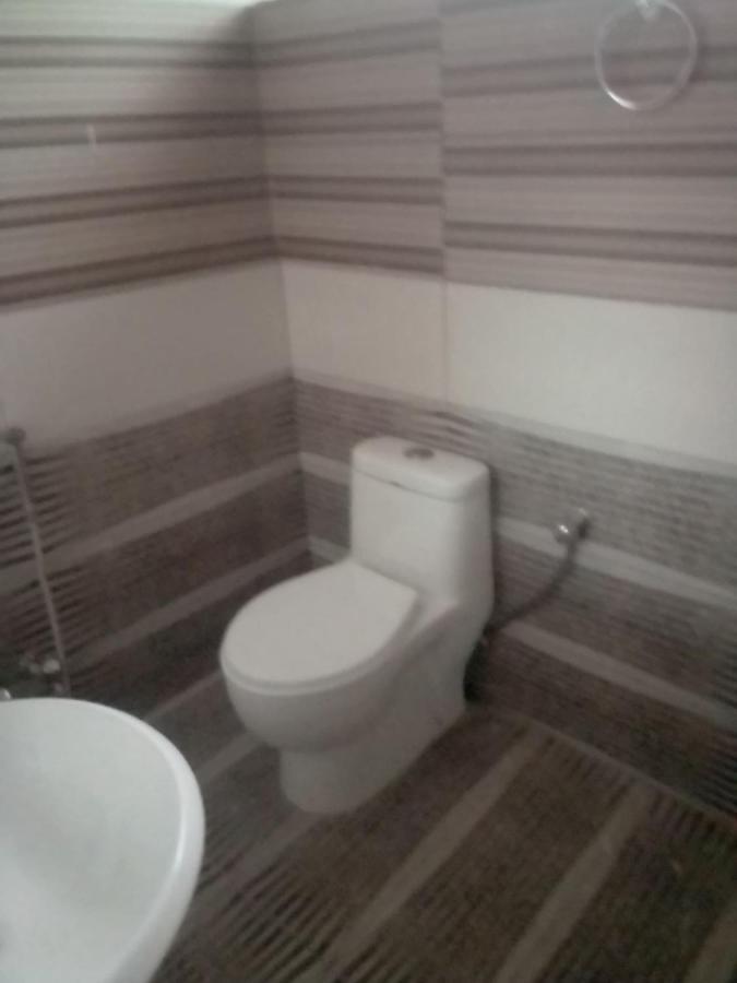 Newly Renovated Guesthouse Исламабад Екстериор снимка